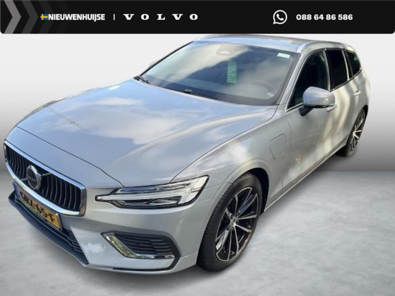Volvo V60 - 2.0 T6 Plug-in hybrid AWD Essential Bright | Adaptieve Cruise Control | Lederen Bekleding - AutoWereld.nl