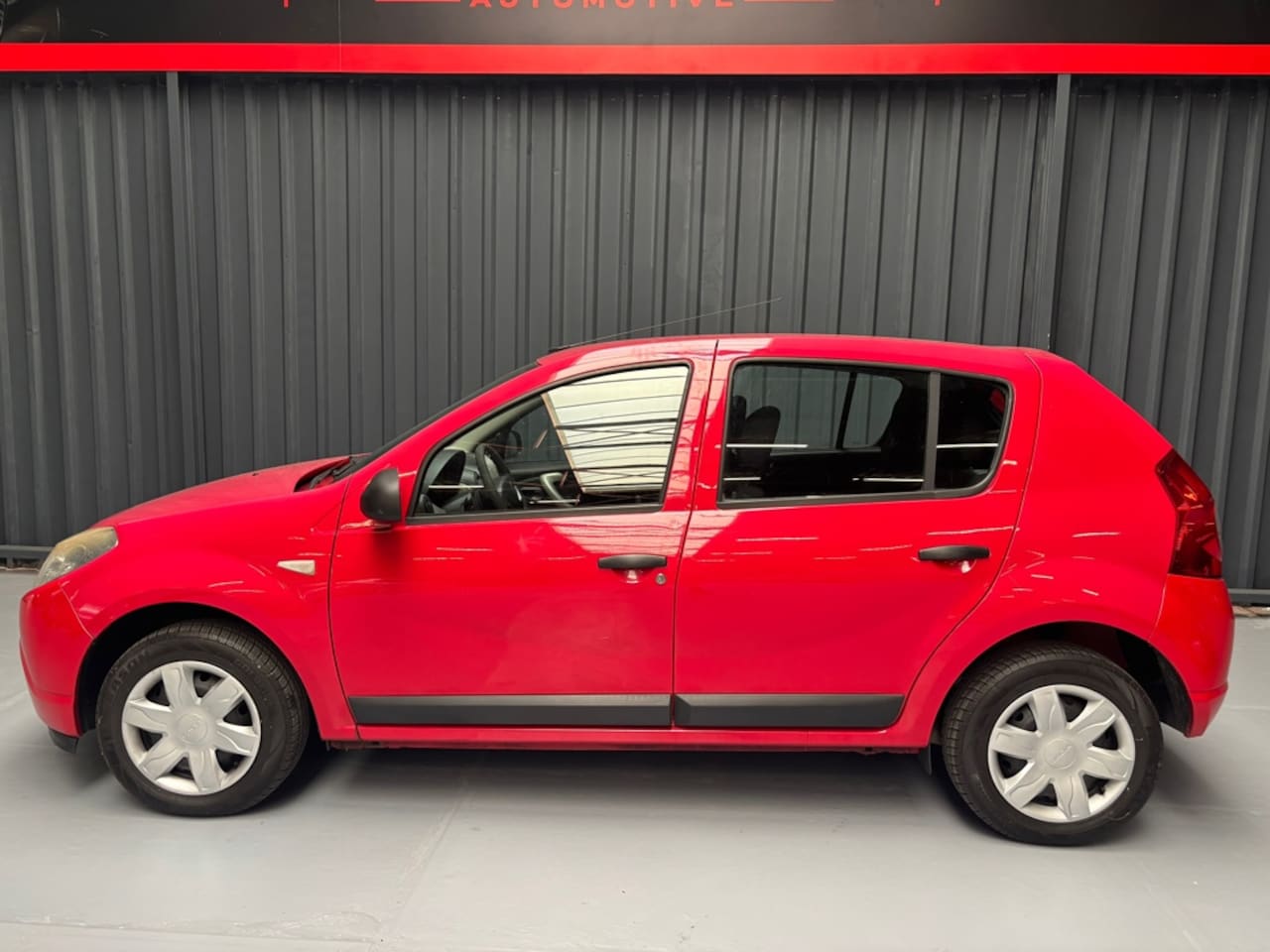 Dacia Sandero - 1.2 Ambiance 2009 APK / NAP / AIRCO / 5DR - AutoWereld.nl
