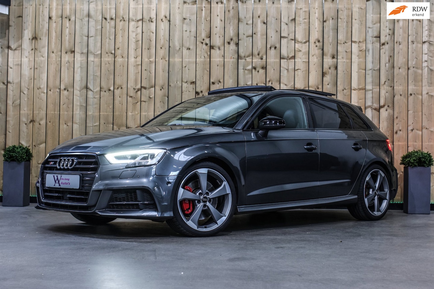 Audi S3 - Sportback 2.0 TFSI Quattro *Pano*RS-Stoelen*B&O*Keyless*Camera* - AutoWereld.nl