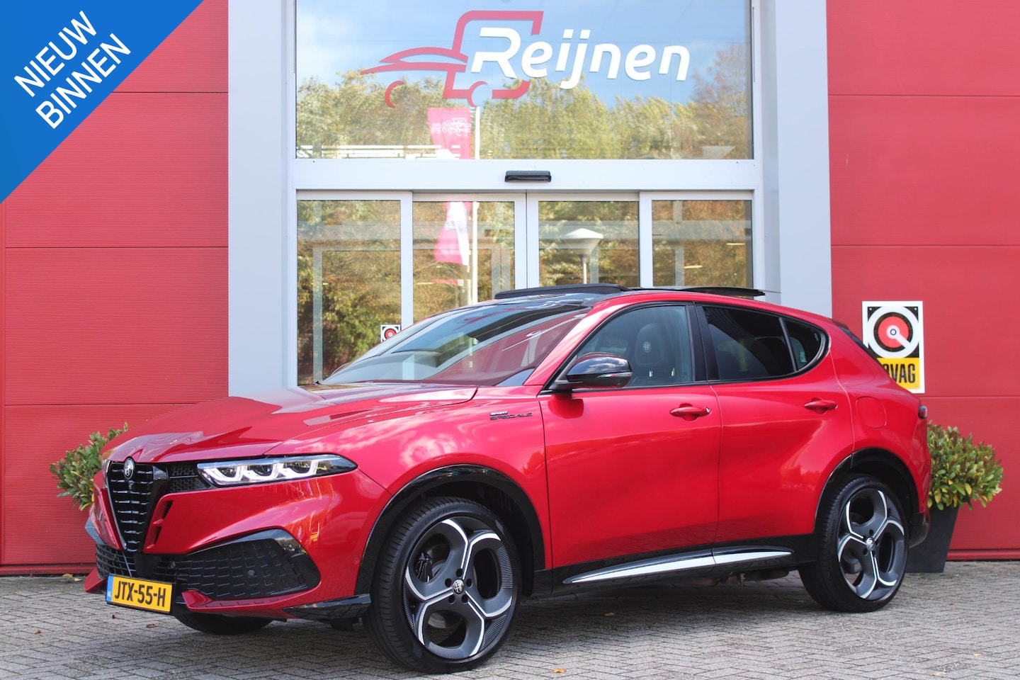 Alfa Romeo Tonale - 1.3 270PK Ibrida Plug-In Q4 SPORT SPECIALE | PANORAMISCH SCHUIF KANTELDAK MET ZWARTE DAKST - AutoWereld.nl
