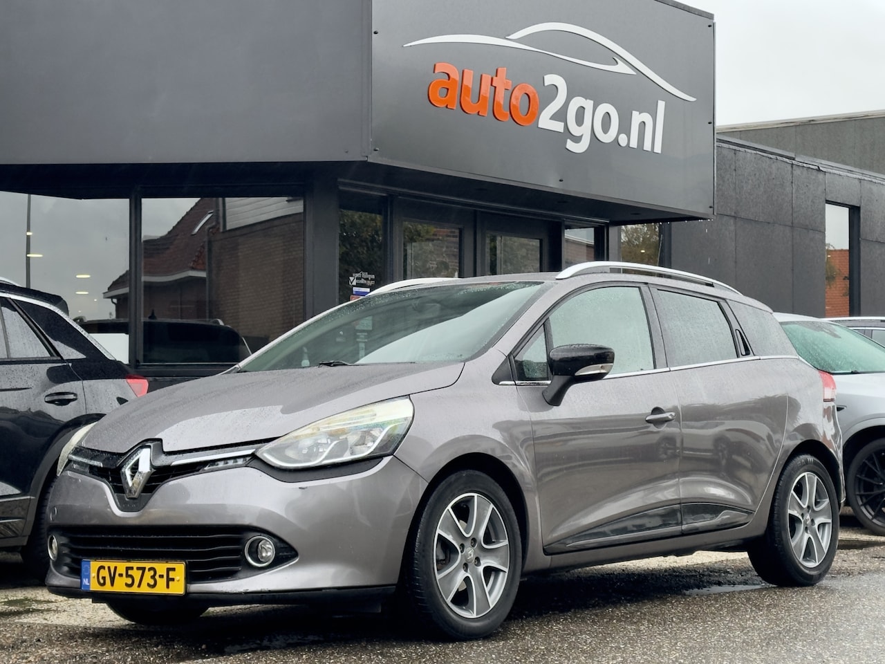 Renault Clio Estate - 1.5 dCi ECO NIGHT&DAY NAVI AIRCO LED LMV PDC - AutoWereld.nl