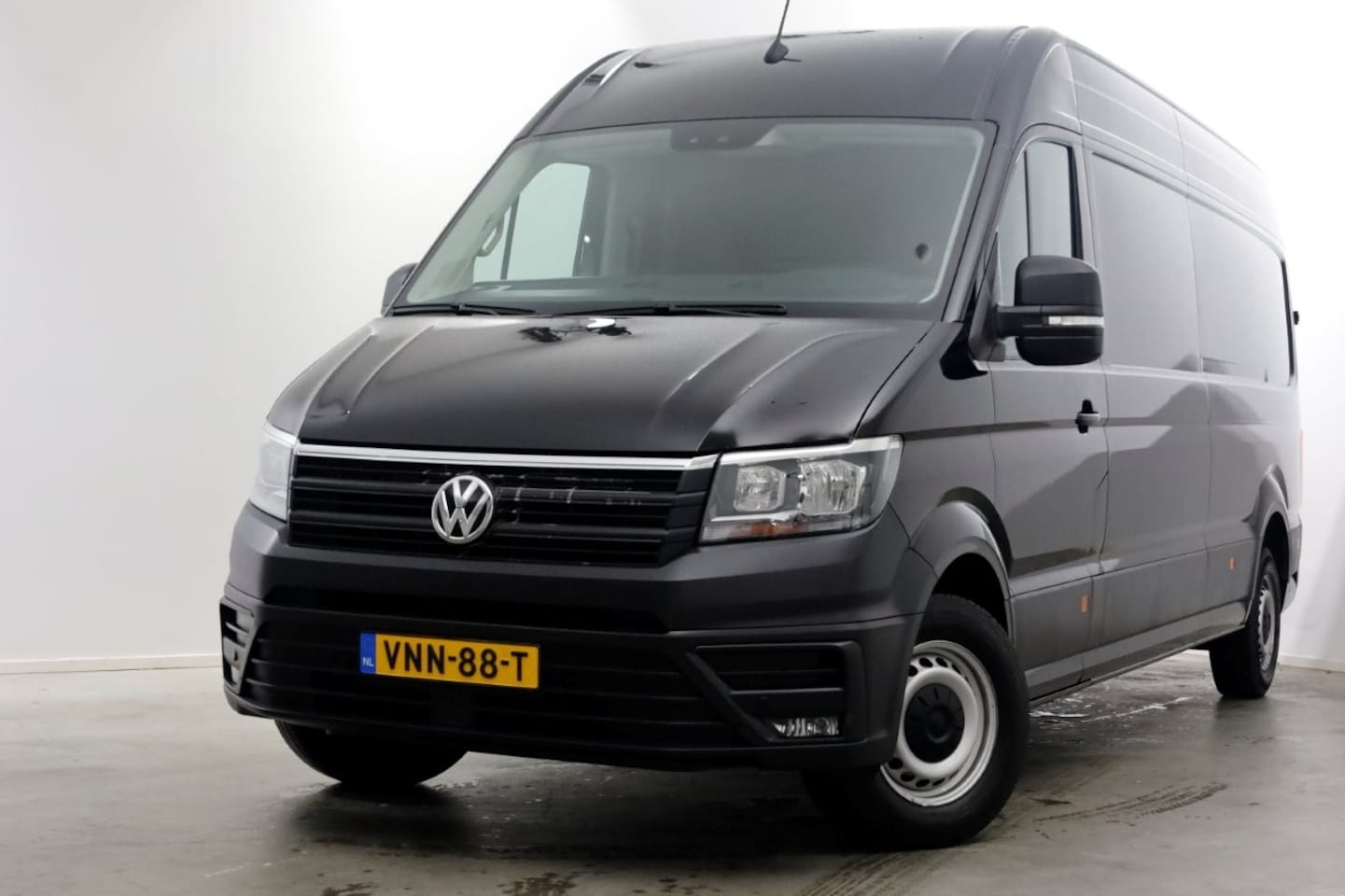 Volkswagen Crafter - 35 2.0 TDI 140pk DSG-Automaat L4H3 (L3H2) Maxi Airco/Navi/Camera 06-2022 - AutoWereld.nl