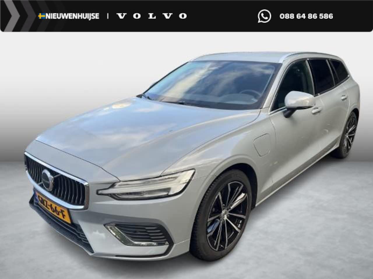 Volvo V60 - 2.0 T6 Plug-in hybrid AWD Essential Bright | Adaptieve Cruise Control | Lederen Bekleding - AutoWereld.nl