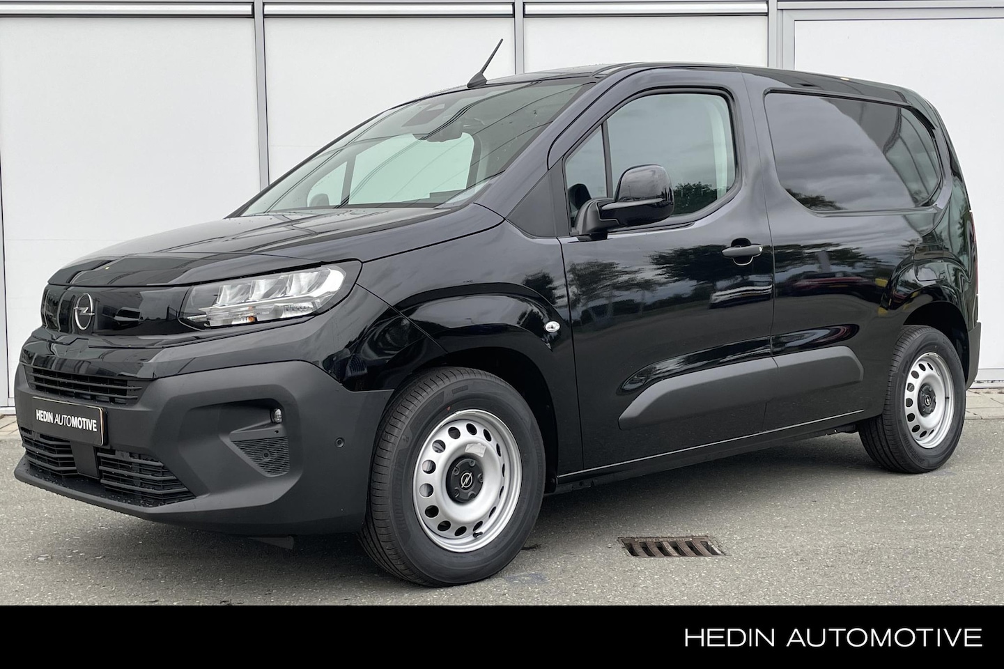 Opel Combo Electric - 136 L1 50kWh | Camera | Parkeersensoren | Navigatie | Laadvloer | Apple Carplay/Android Au - AutoWereld.nl