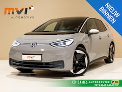 Volkswagen ID.3 - First Max 58 kWh SOH 93% / 204pk / Panorama dak / Trekhaak / Leder / Stoel en stuur verwar