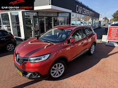 Renault Kadjar - 1.2 TCe Intens navi 6vers airco hoge instap