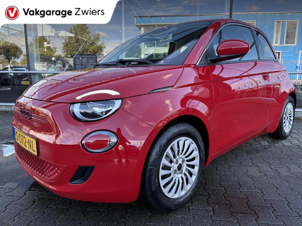 Fiat 500 - RED 24 kWh SOH 93.3%|Carplay|Navi - AutoWereld.nl
