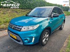 Suzuki Vitara - 1.6 Exclusive AUTOMAAT met oa: Trekhaak, Cruisecontrol, Camera, Clima, Stoelverwarming, Na