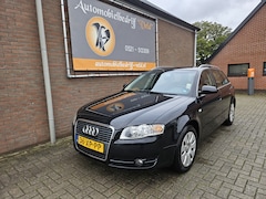 Audi A4 Avant - 2.0 Advance (lawaai in de motor)