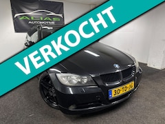 BMW 3-serie Touring - 320i High Executive - Trekhaak - Airco - Leder - APK 2027