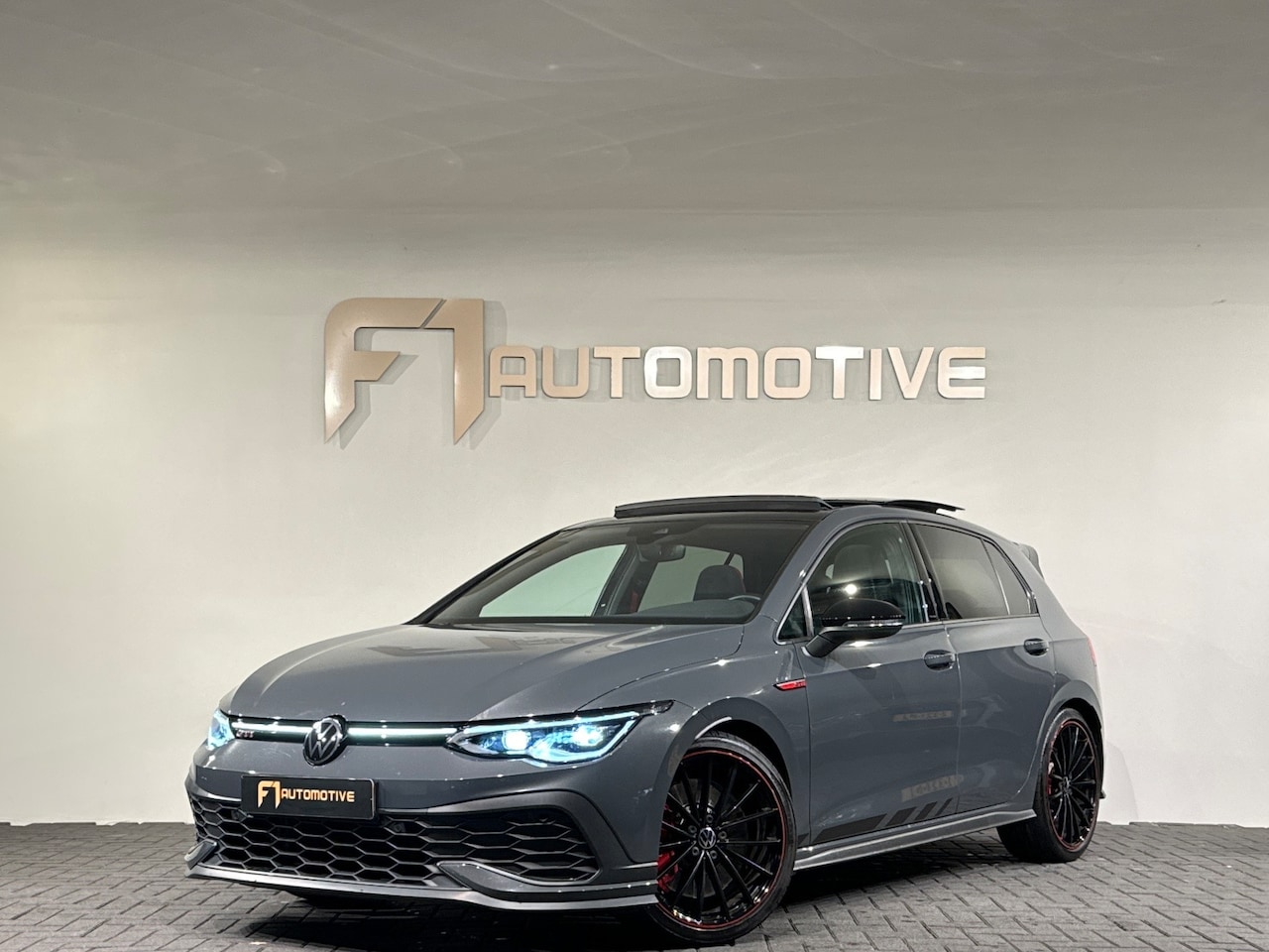 Volkswagen Golf - 2.0 TSI GTI Clubsport Pano|Akrapovic|Keyless|ACC|Lane Assist - AutoWereld.nl