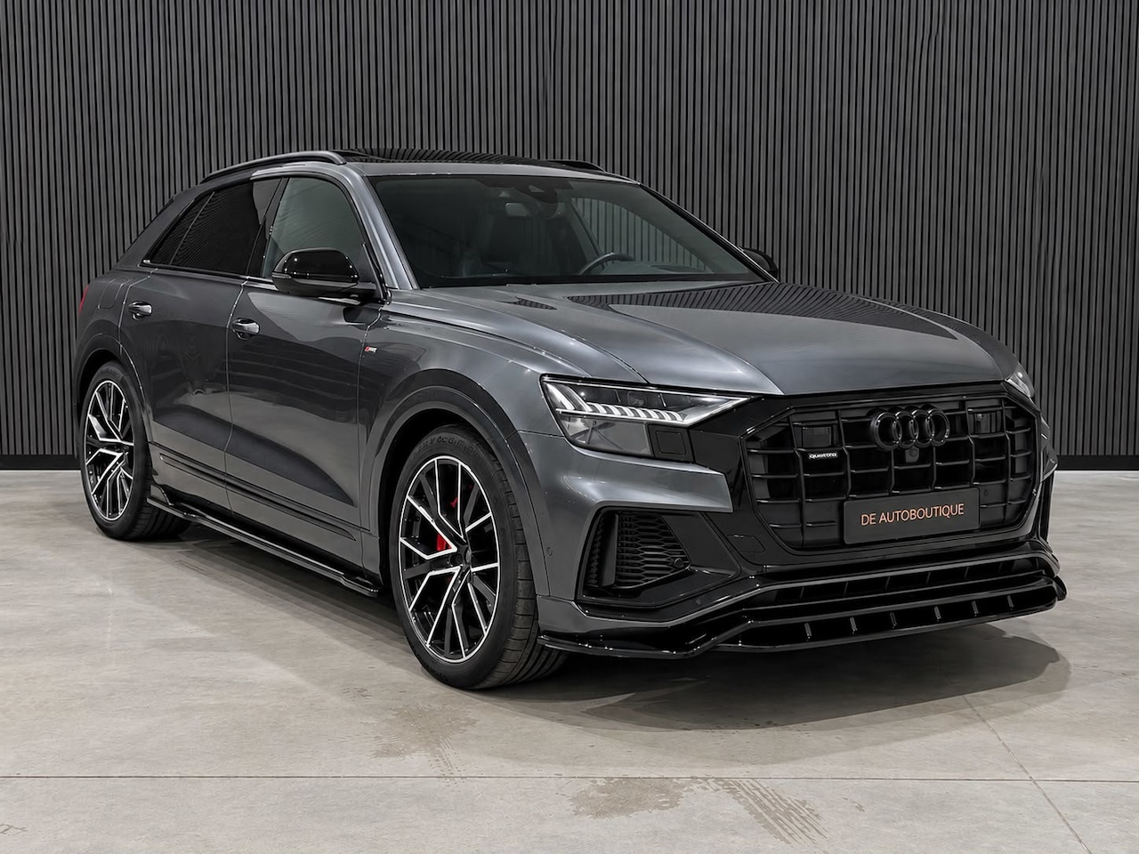Audi Q8 - 55 TFSIe Quattro S Line / RS Stoelen / Pano / B&O / Massage / Ventilatie - AutoWereld.nl