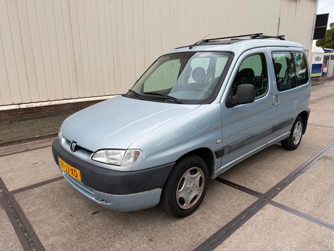 Peugeot Partner MPV - 1.6-16V Combispace Zenith nieuwe apk - AutoWereld.nl