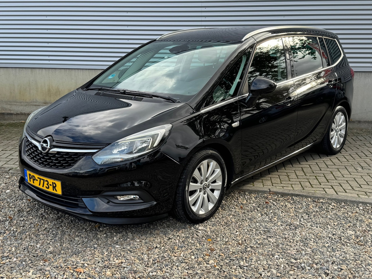 Opel Zafira - 1.4 Turbo Innovation 7pers Automaat 140pk [ Trekhaak, navi, camera ] - AutoWereld.nl