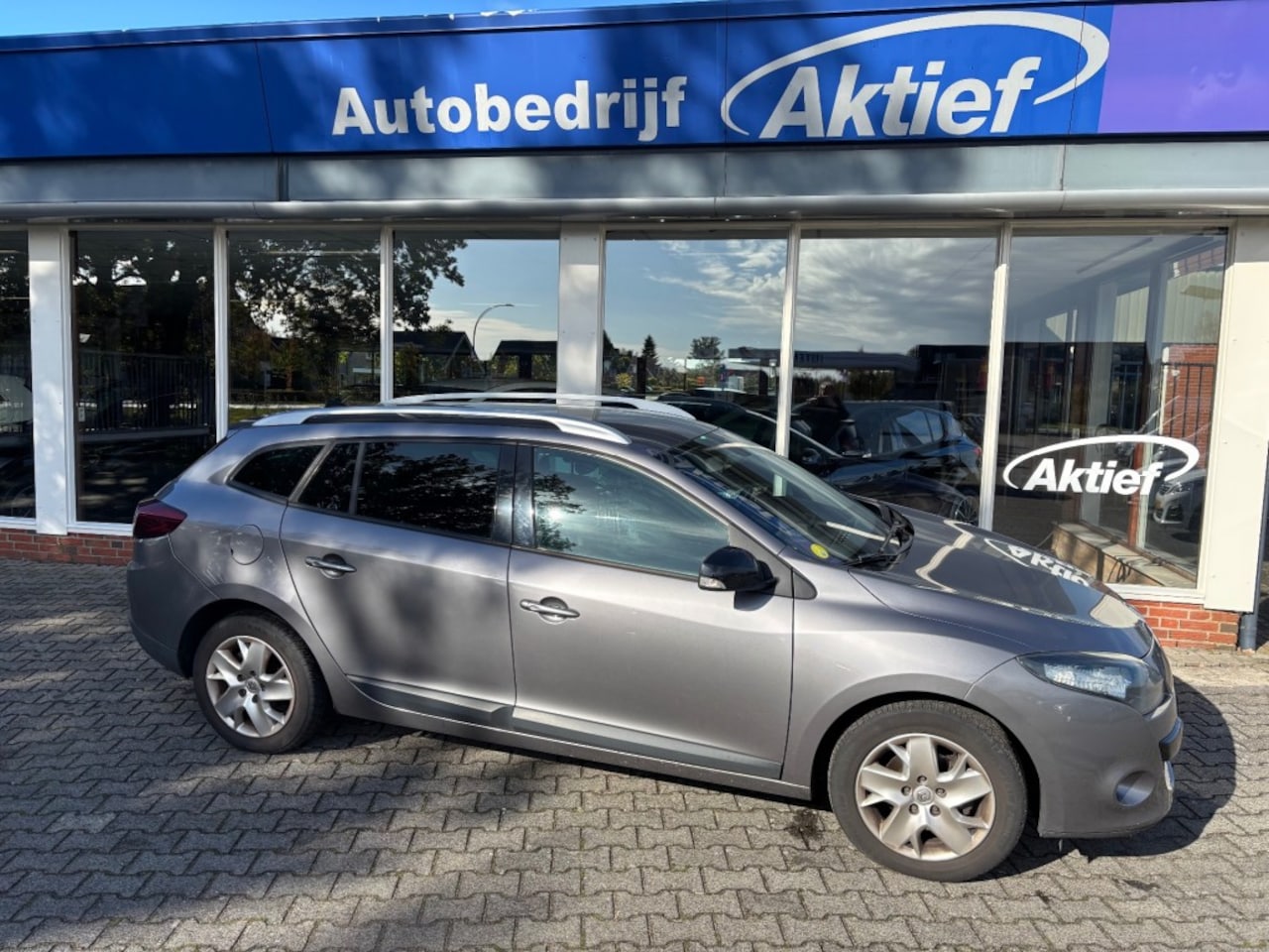 Renault Mégane - 1.5 dCi Expression 1.5 DCI Expression - AutoWereld.nl