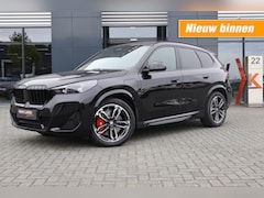 BMW X1 - xRdrive 30e Sportpakket Pro / Panodak / Trekhaak wegklb. / Camera /19 Inch LM/ ACC