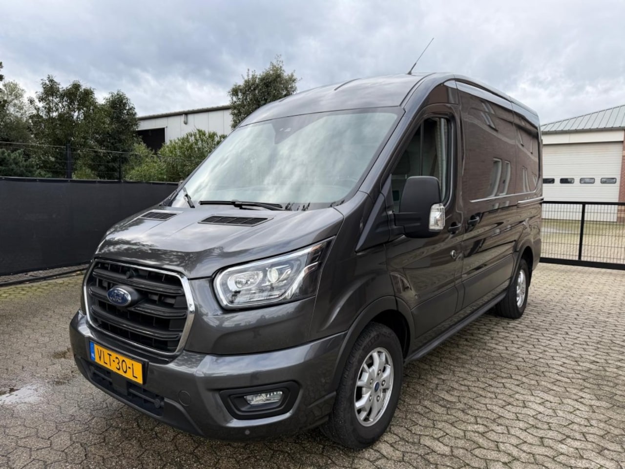 Ford Transit - 185pk L2H2 1e eig camera xenon 2x schuifdeur - AutoWereld.nl