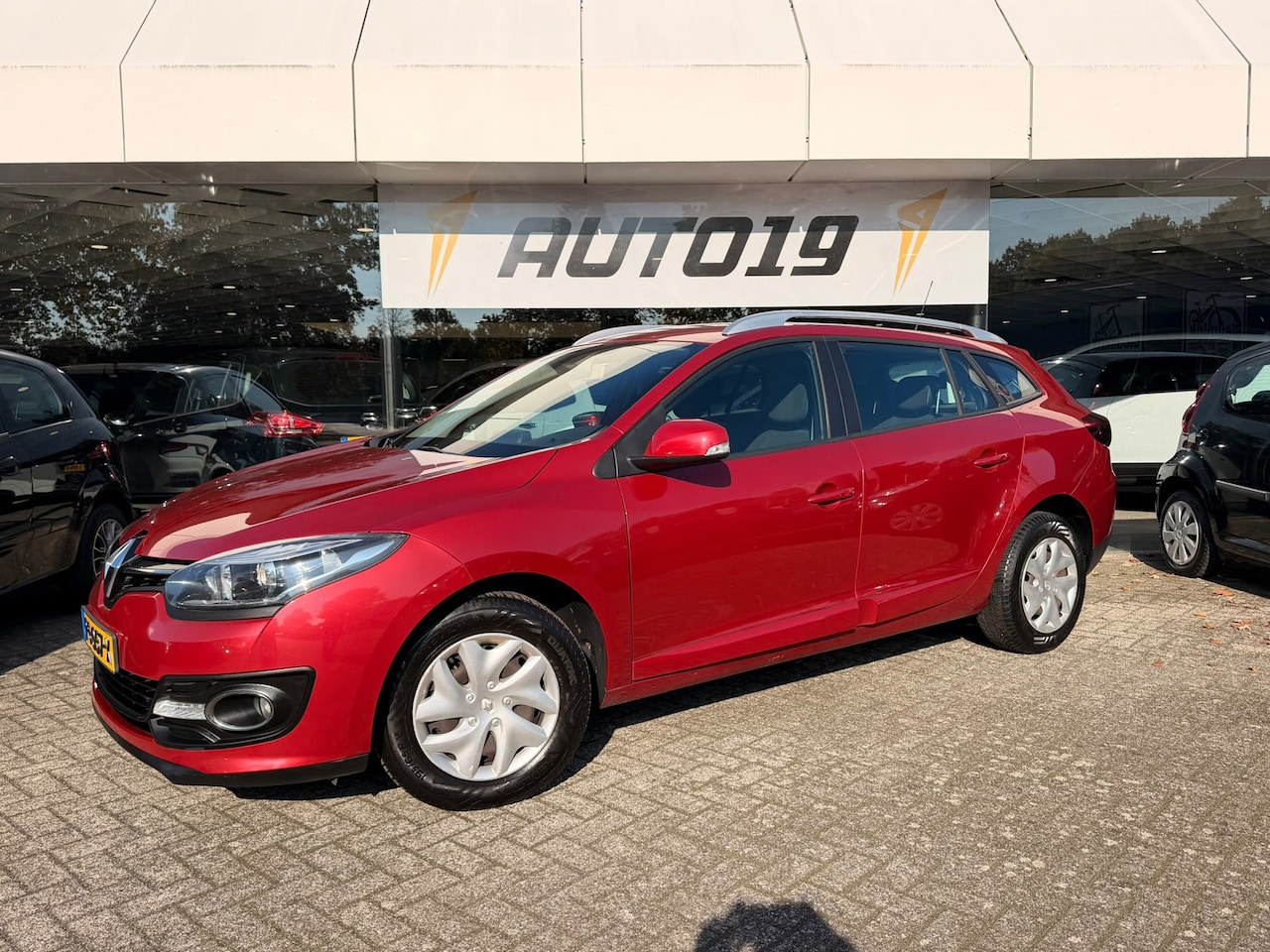 Renault Mégane Estate - 1.2 TCe Expression 1.2 TCe Expression - AutoWereld.nl