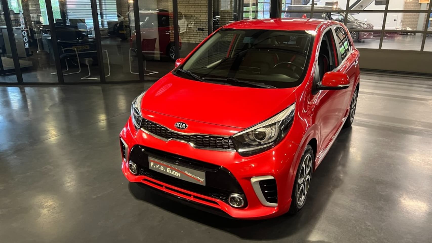 Kia Picanto - 1.0 MPI GT-LINE - AutoWereld.nl