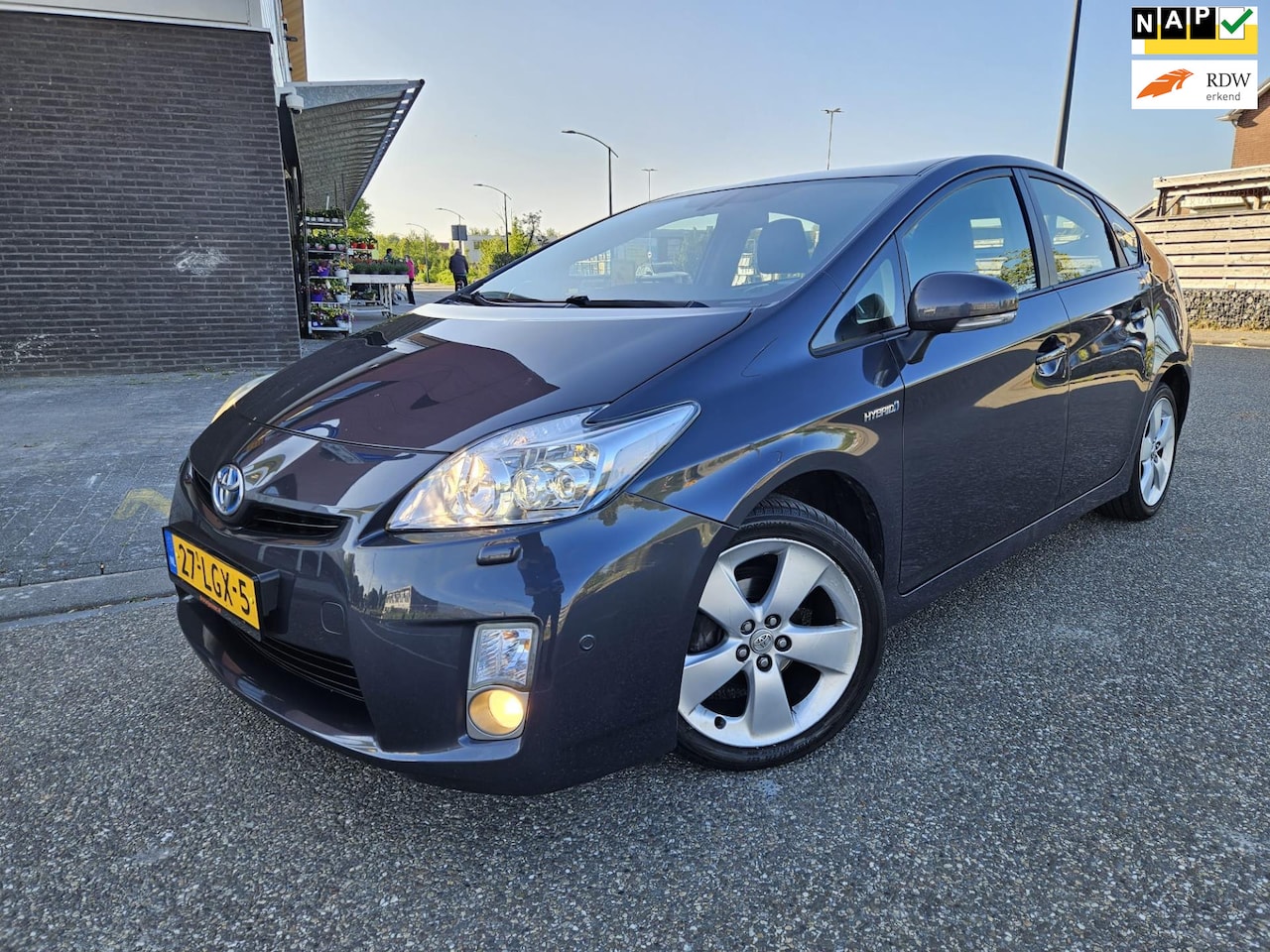 Toyota Prius - 1.8 Dynamic GARANTIE Camera LED lampen - AutoWereld.nl
