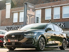 Ford Focus - 1.0 EcoBoost Hybrid ST Line CAMERA FULL LED 17 INCH WINTERPAKKET ACC