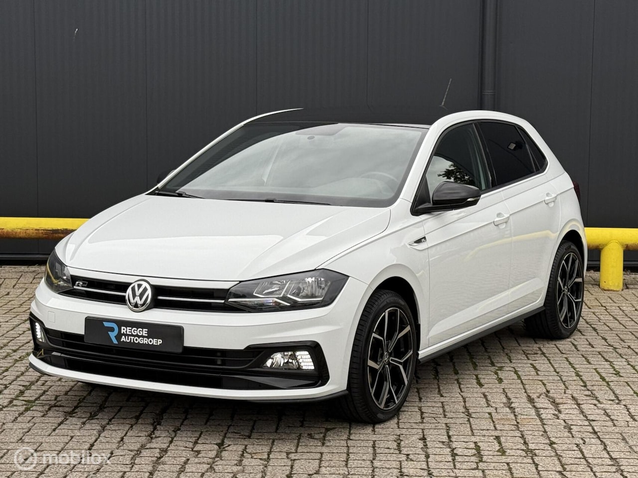 Volkswagen Polo - 1.0 TSI R-Line ACC | NAVI | CARPLAY - AutoWereld.nl