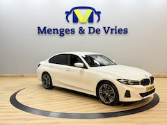 BMW 3-serie - 320e Incl garantie | Airco ECC | Mokka Leer | Camera | Sportstoelen | Apple Carplay Androi