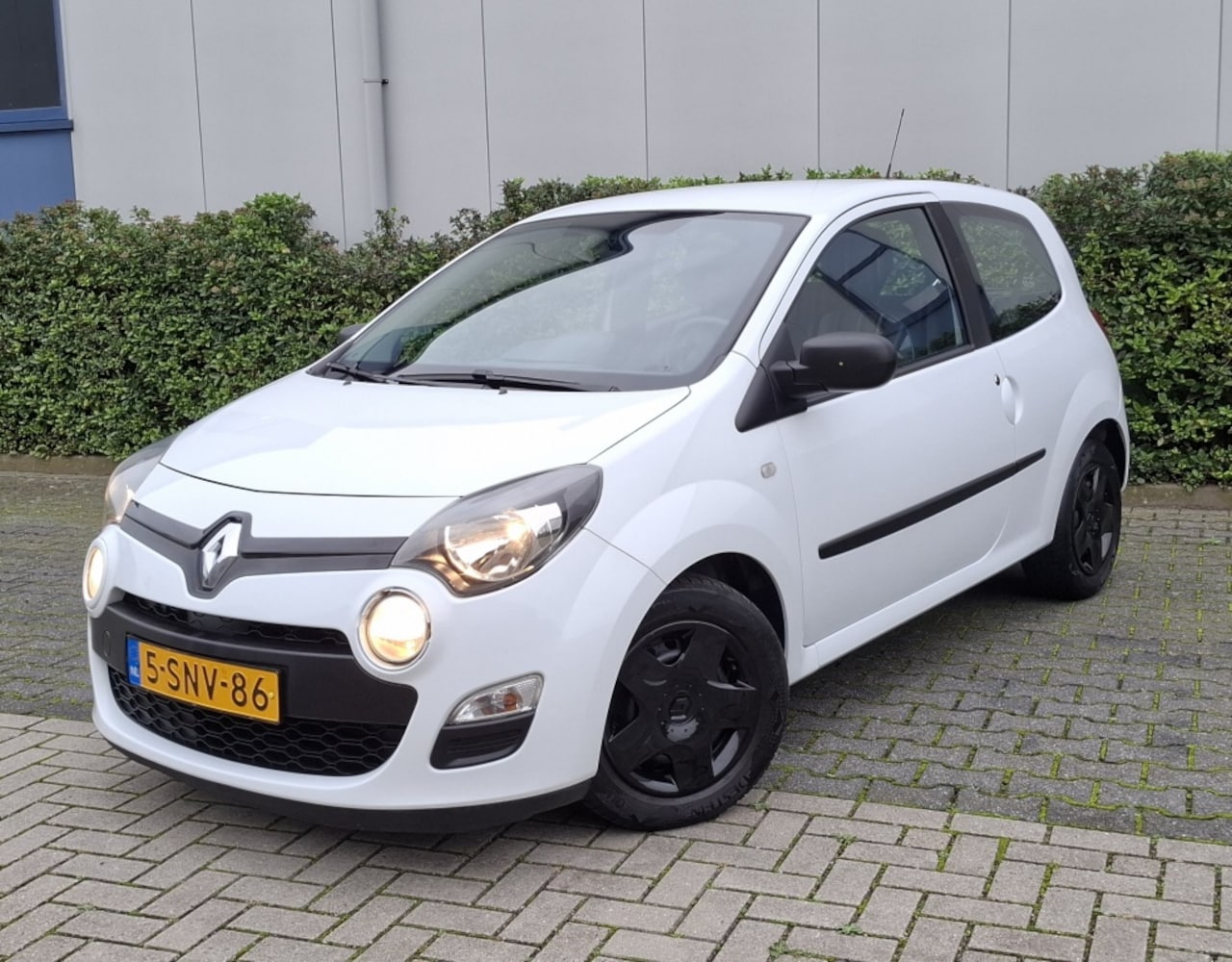 Renault Twingo - 1.2-16V Authentique 1.2 16V Authentique - AutoWereld.nl