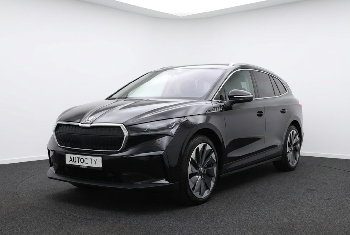 Skoda Enyaq iV - Enyaq 80 ecoSuite Panorama l Leder l Memory l HUD l VOL OPTIE - AutoWereld.nl