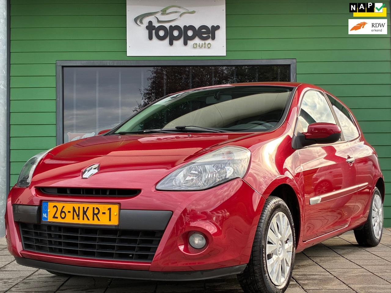 Renault Clio - 1.2 Authentique|1e Eigenaar|D-riem v.v.|Trekhaak|Elektr.ramen|NAP|Nieuwe APK| - AutoWereld.nl