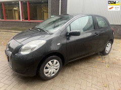 Toyota Yaris - 1.0 VVTi Acces