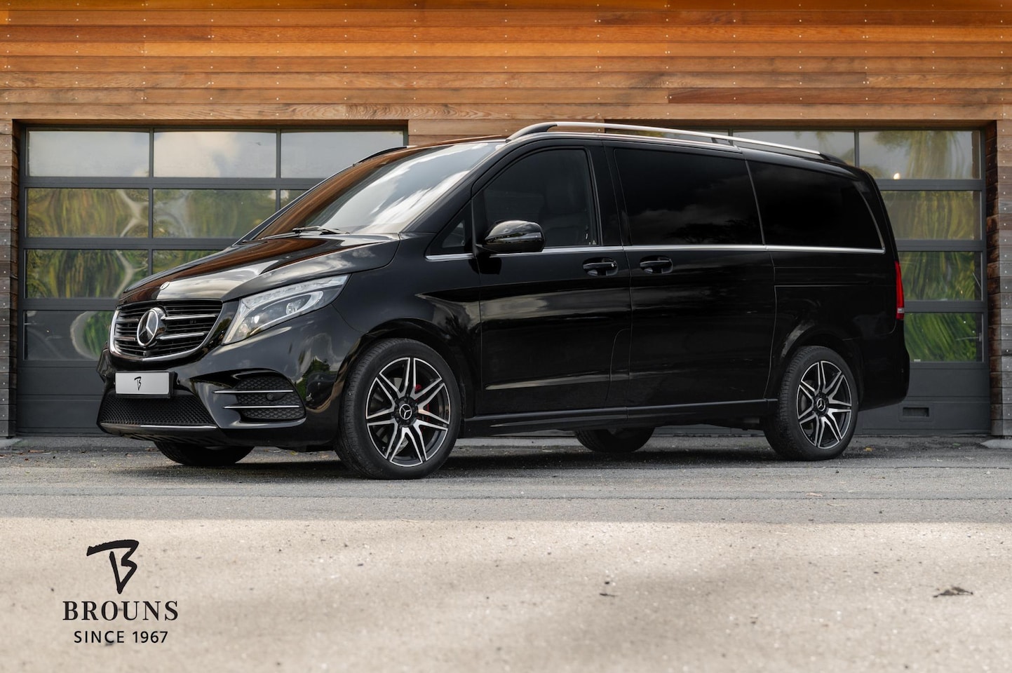 Mercedes-Benz V-klasse - 250d 4-MATIC Lang |AMG|Burmester|360Gr.|ACC|Trekh. - AutoWereld.nl