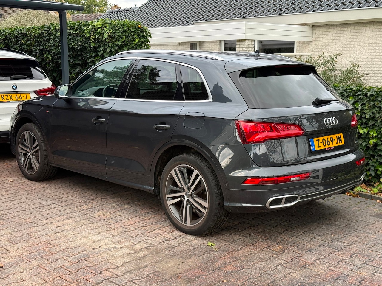 Audi Q5 - 55 TFSI e quattro Competition 55 TFSI e Quattro Competition, Leer/B&O/Luchtvering/Trekhaak/Etc. - AutoWereld.nl