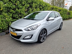 Hyundai i30 - 1.6 GDI i-Drive Navi Airco