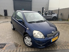 Toyota Yaris - 1.0 VVT-i Luna Lage Km Leuk
