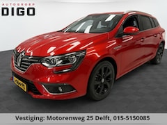 Renault Mégane Estate - 1.3 TCe BOSE 140PK AUTOMAAT. NAVIGATIE . PDC VOOR & ACHTER . DODE HOEK DETECTIE