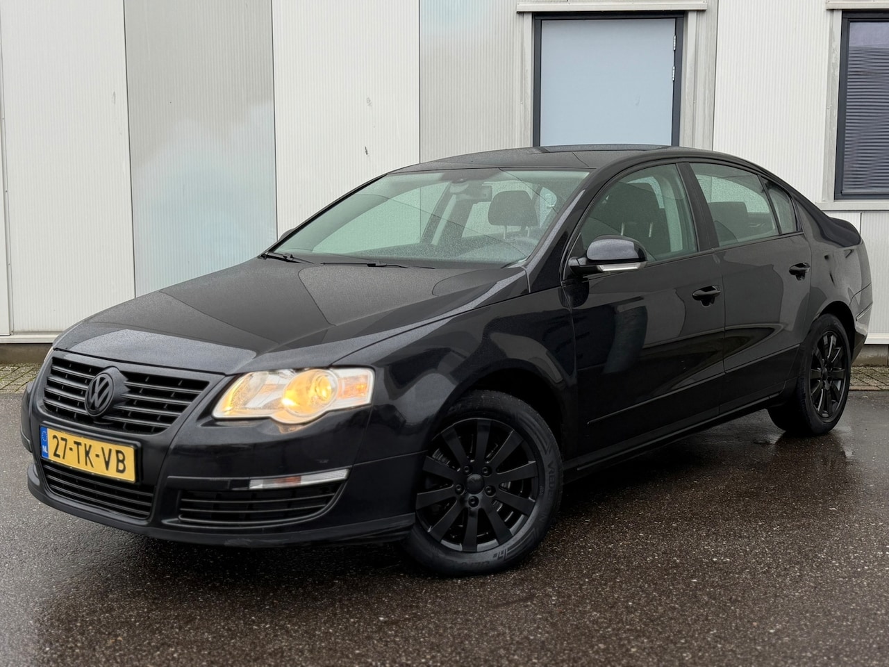 Volkswagen Passat - 2.0 FSI 150pk 6 bak Clima Cruise Nightpakket APK NAP! - AutoWereld.nl
