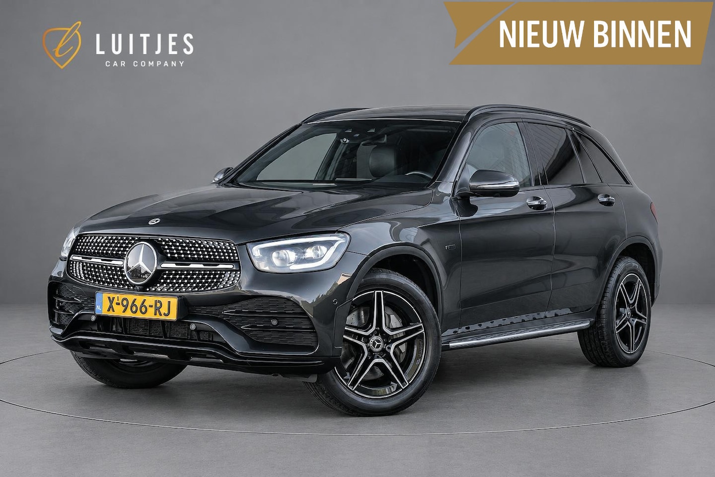 Mercedes-Benz GLC-klasse - 300e 4MATIC AMG Pano-dak|Burmester|360°|Distronic|Dealeronderhouden - AutoWereld.nl