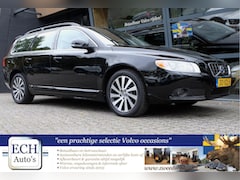 Volvo V70 - T4 180 pk Limited Edition, Leer, Schuifdak, Bluetooth, Trekhaak