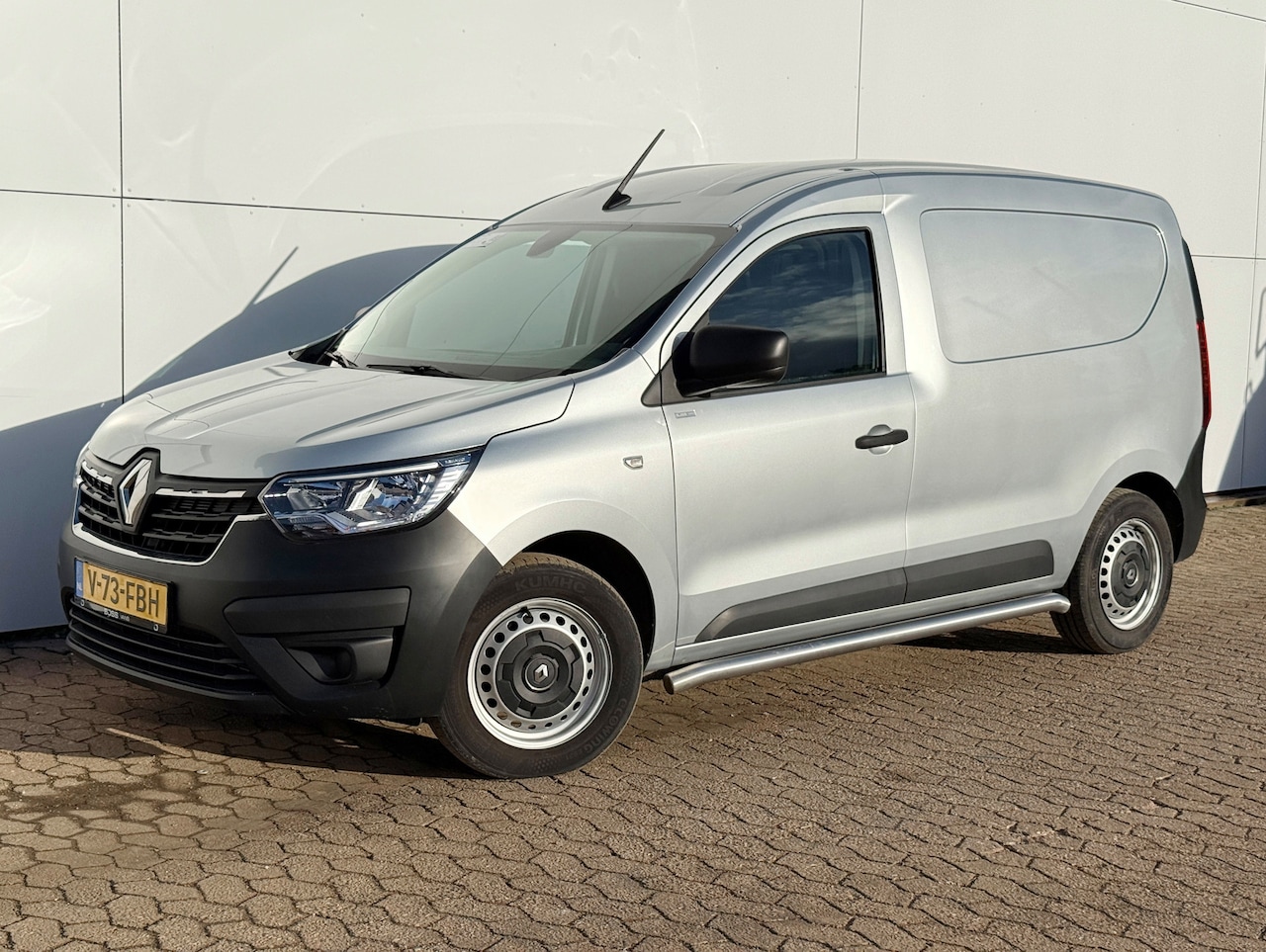 Renault Express - 1.5 Blue dCi L1 Airco Cruise Control Trekhaak Parkeersensoren Achter Sidebars Euro 6 - AutoWereld.nl