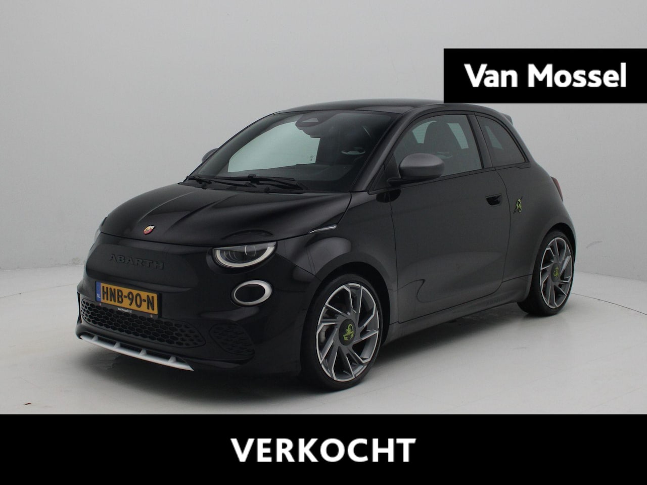 Abarth 500e - Turismo 42 kWh | 18'' Velgen | Parkeercamera | JBL Soundsystem | Sportstoelen | - AutoWereld.nl