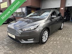 Ford Focus - 1.0 Titanium AUTOMAAT*NAVI*CRUISE*PDC*CLIMA