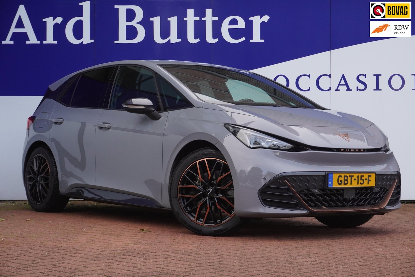 CUPRA Born - Business One 62 kWh / 90%SOH / 204PK / led / Camera / Navi / Stoelverwarm. / All-seasons / - AutoWereld.nl