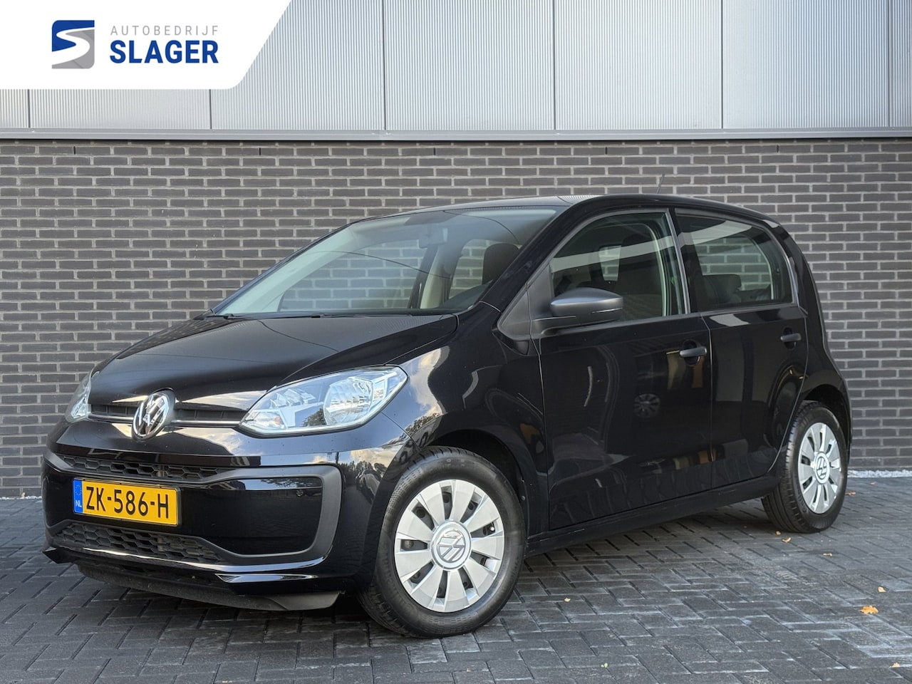Volkswagen Up! - 1.0 BMT take up! | 5-deurs | weinig km! - AutoWereld.nl