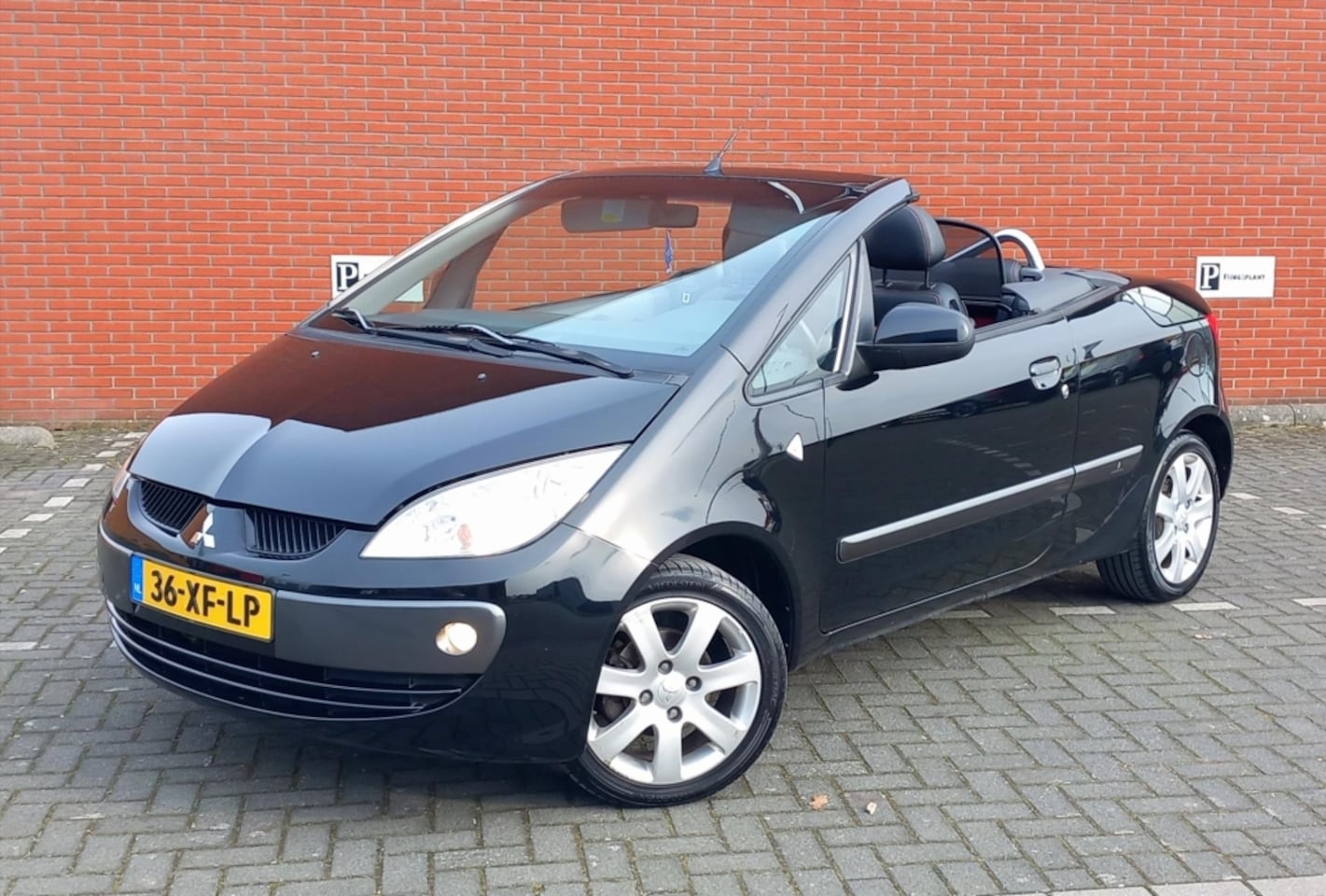 Mitsubishi Colt CZC - 1.5 Invite 1.5 Invite - AutoWereld.nl