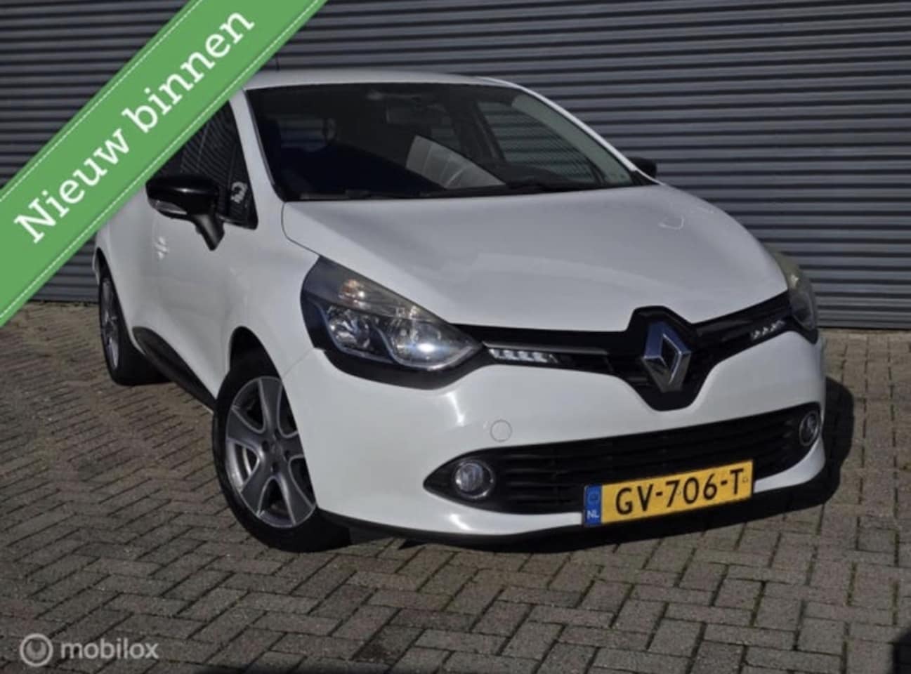 Renault Clio - 1.5 dCi Night&Day Clima Cruise Navi Lage km - AutoWereld.nl