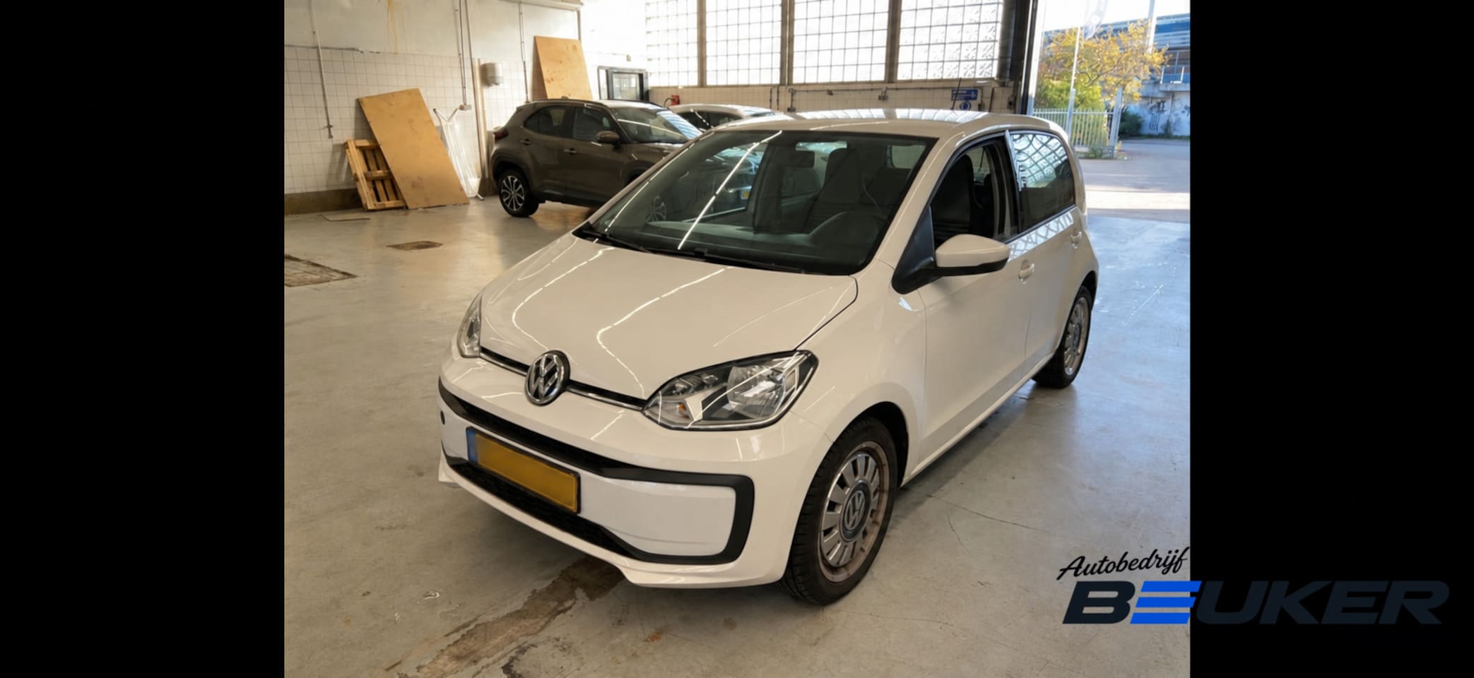 Volkswagen Up! - 1.0 BMT up! beats. 2018! Airco! Weinigkms. - AutoWereld.nl
