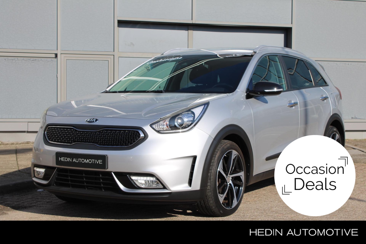 Kia Niro - 1.6 GDi 140PK Hybrid DynamicLine Automaat | Trekhaak | Navigatie | Camera | Climate Contro - AutoWereld.nl