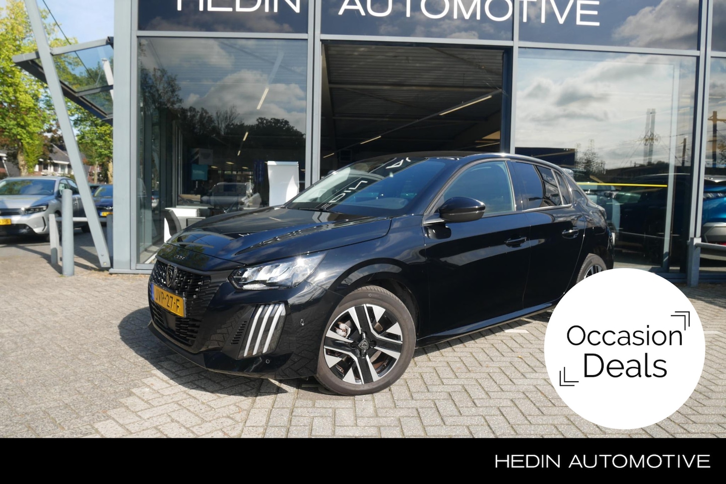 Peugeot 208 - 1.2 Hybrid 110PK ALLURE Aut. | Navigatie | 360 Camera | Climate Control | Adaptive Cruise - AutoWereld.nl
