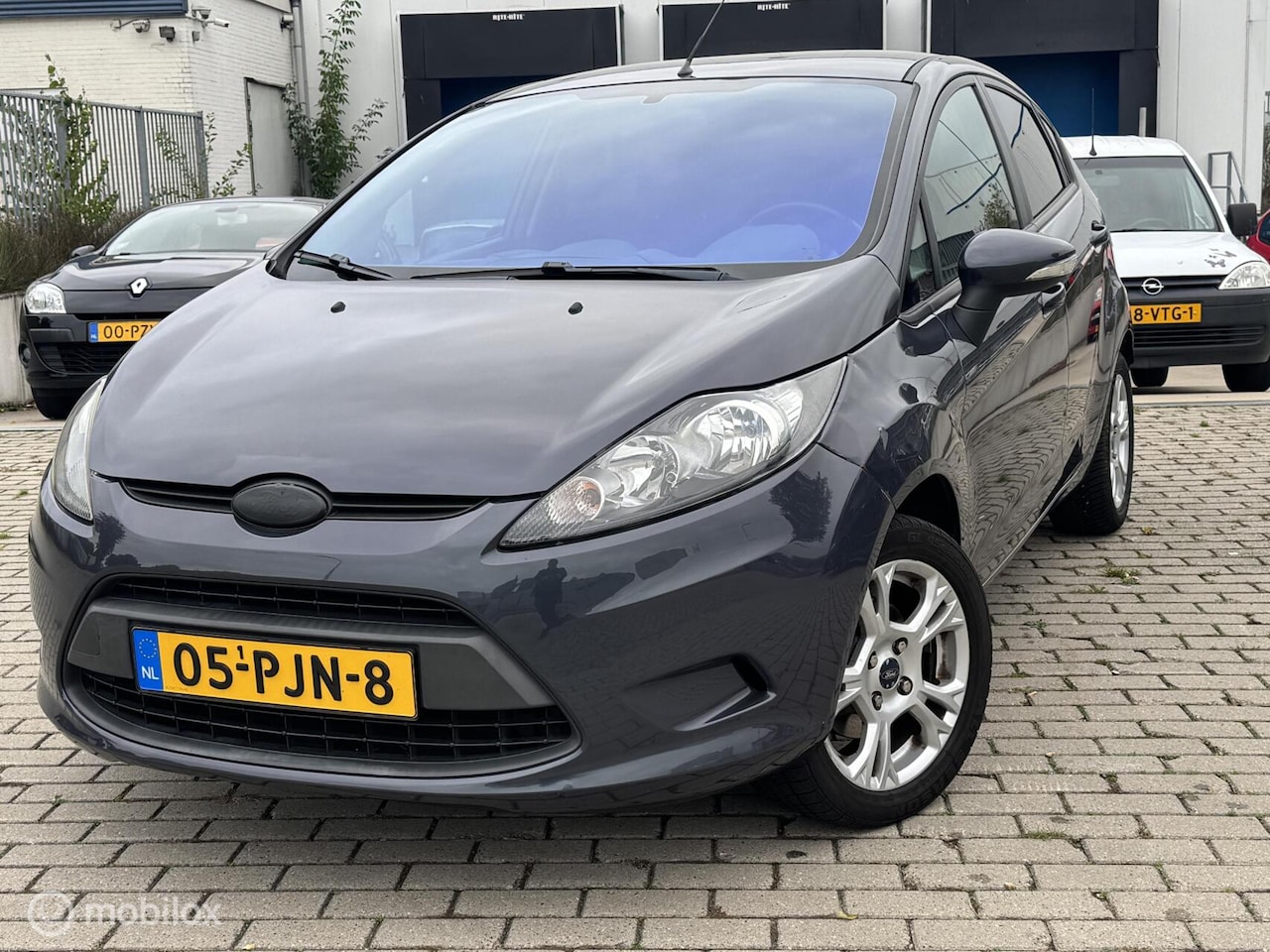 Ford Fiesta - 1.25 Limited APK Airco Trekhaak ZGOH - AutoWereld.nl